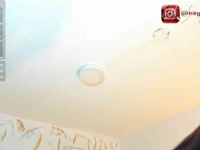 CristalVelle webcam