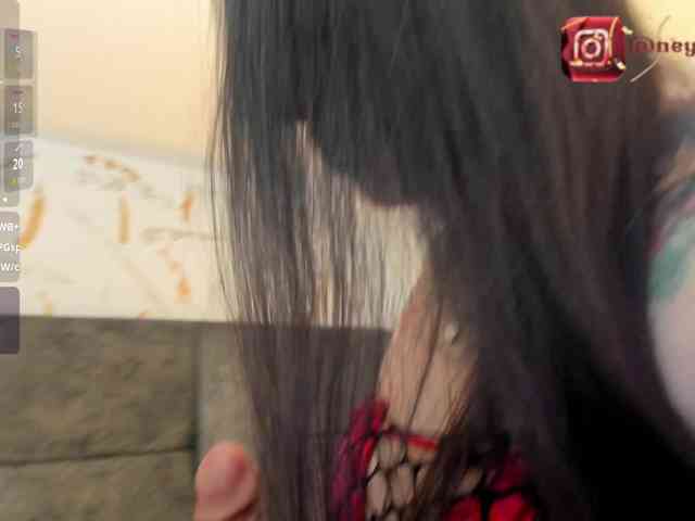 CristalVelle webcam