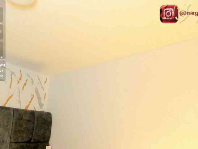 CristalVelle webcam