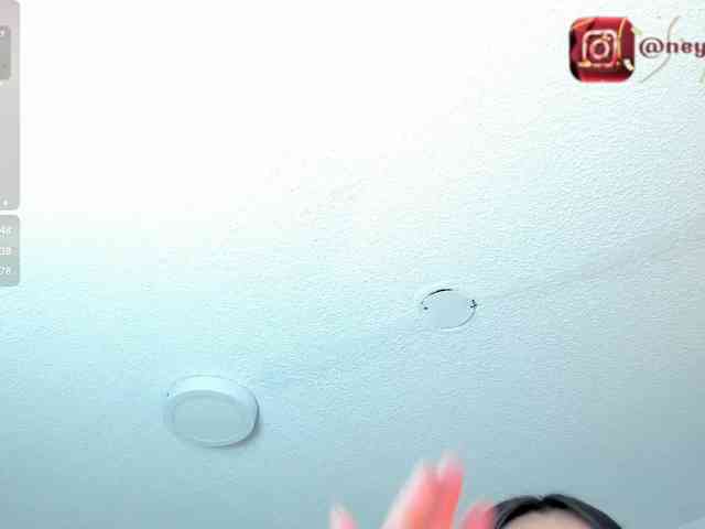 CristalVelle webcam