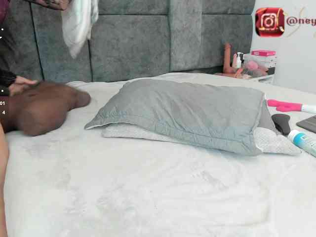 CristalVelle webcam