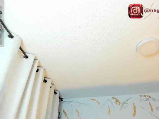 CristalVelle webcam