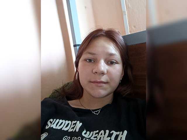 MangoOyess1 live cam on BongaCams