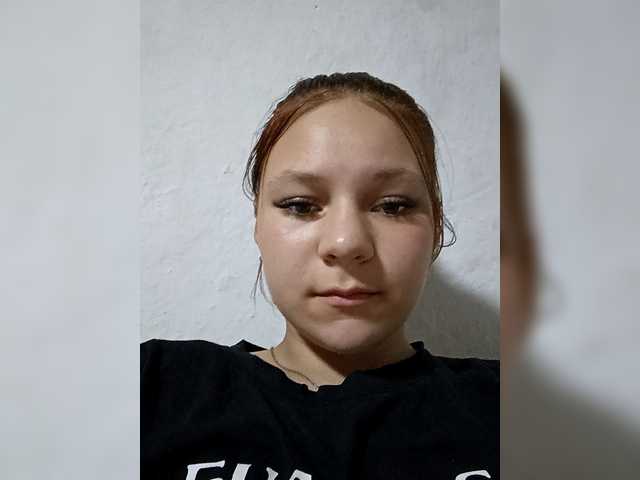 MangoOyess1 live cam on BongaCams