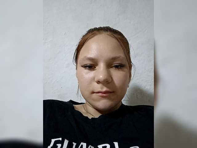MangoOyess1 live cam on BongaCams