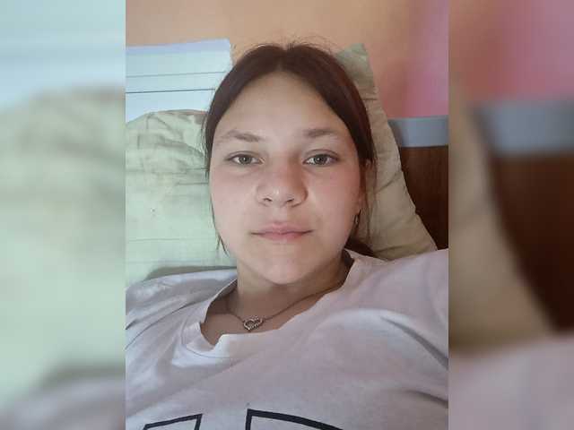 MangoOyess1 live cam on BongaCams