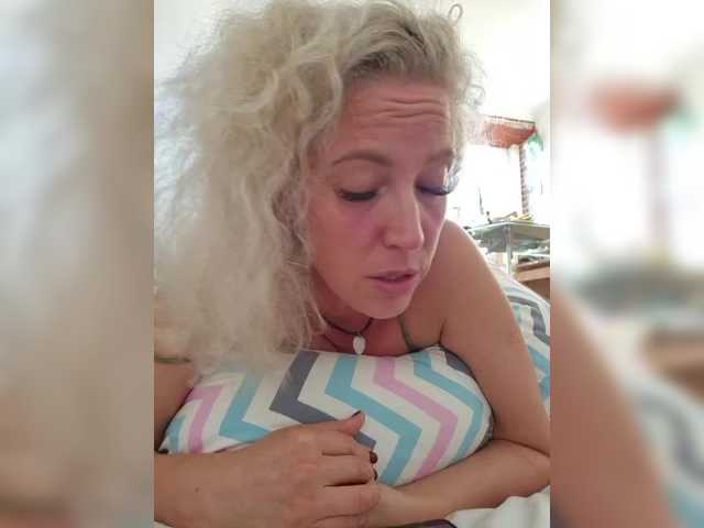 MoonKitten live webcam show