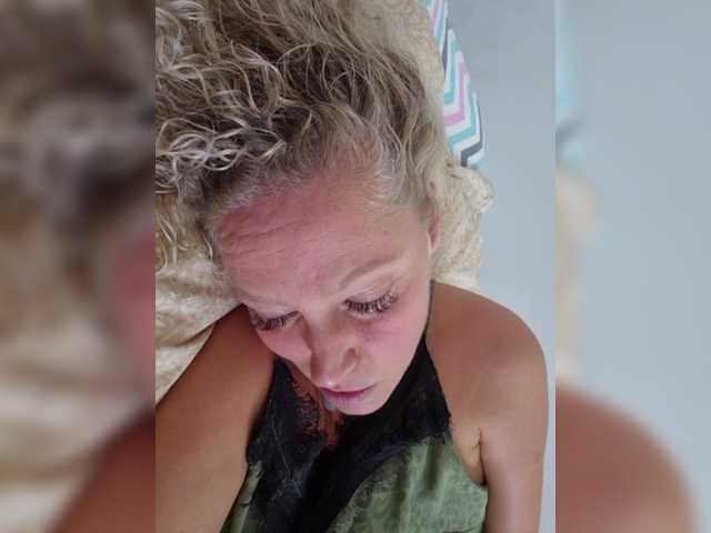 MoonKitten live cam on BongaCams