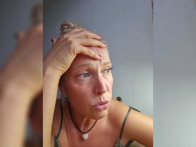 MoonKitten live cam on BongaCams