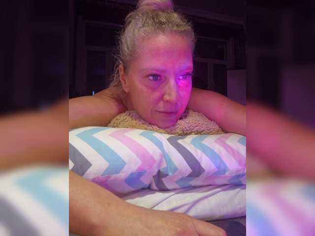 MoonKitten live cam on BongaCams