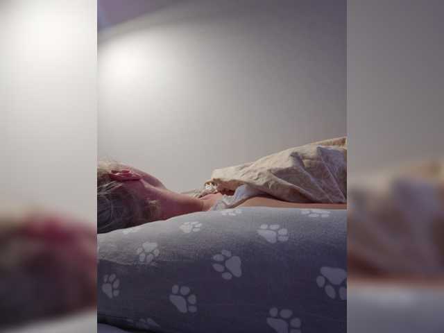 MoonKitten live cam on BongaCams