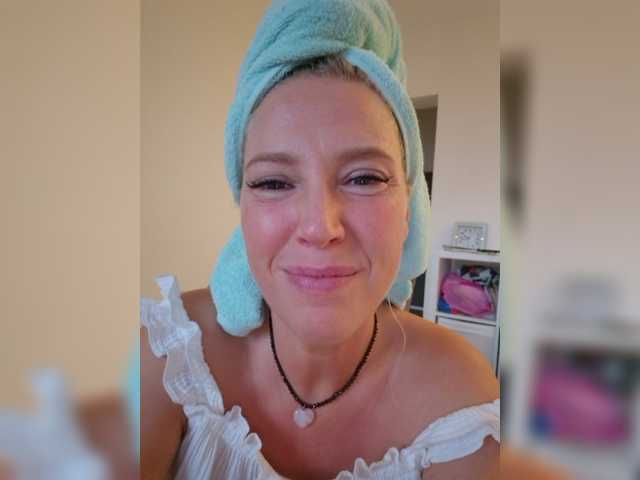 MoonKitten live webcam show