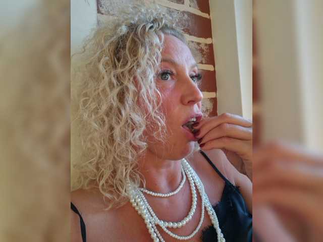 Markiza_Angelov live webcam show