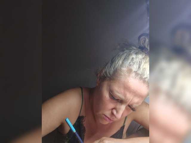 MoonKitten live cam on BongaCams