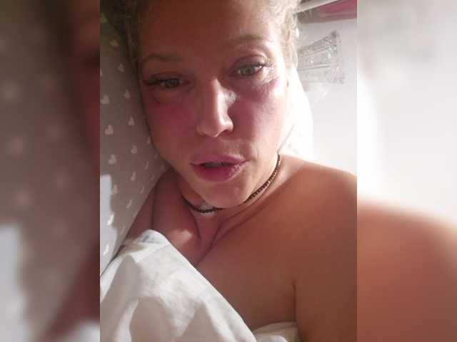 MoonKitten live cam on BongaCams