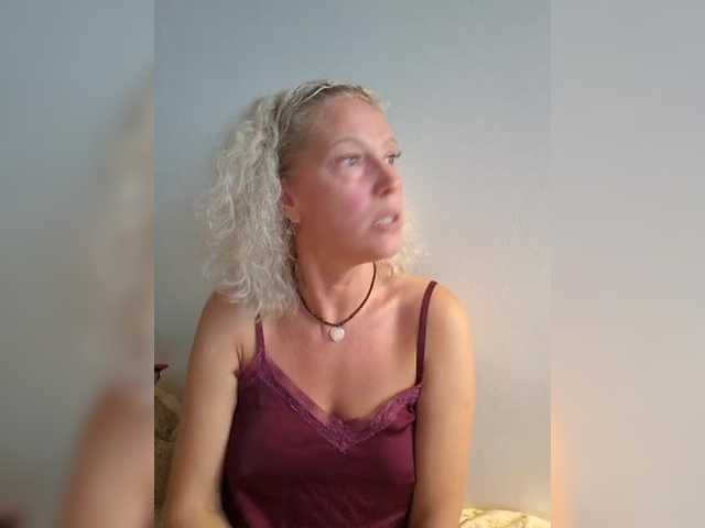 MoonKitten live cam on BongaCams