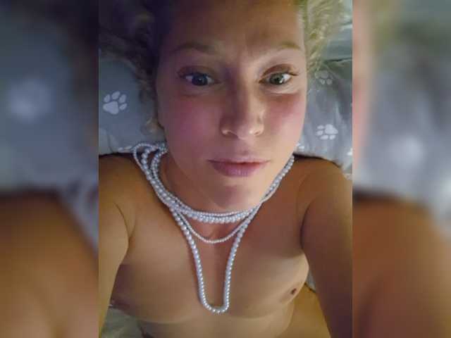MoonKitten live cam on BongaCams