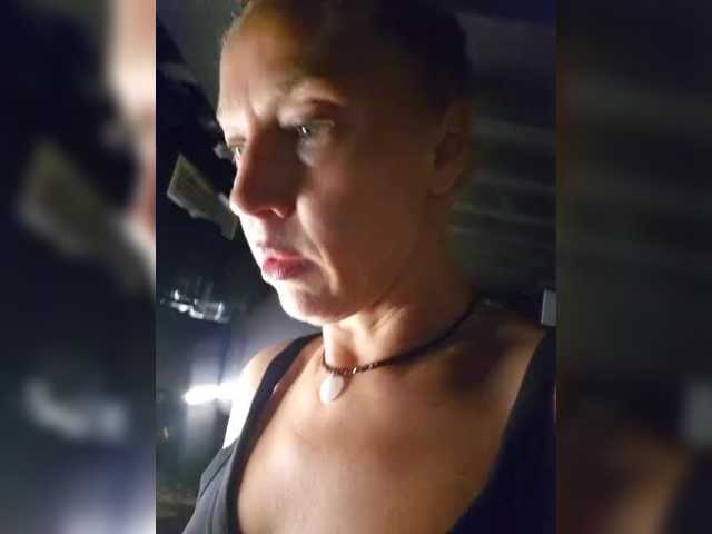 MoonKitten live cam on BongaCams