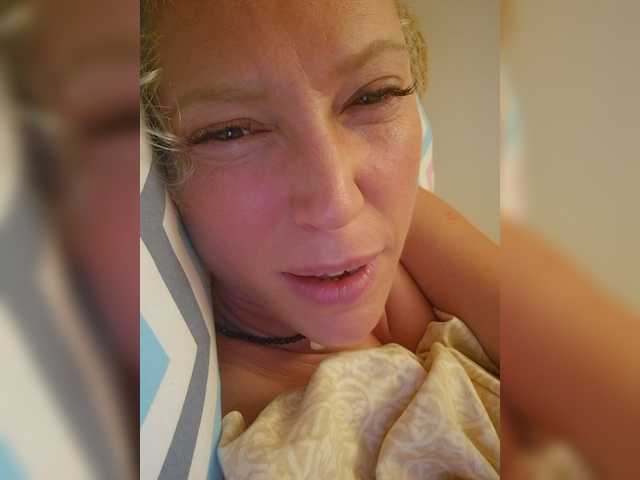 MoonKitten live cam on BongaCams