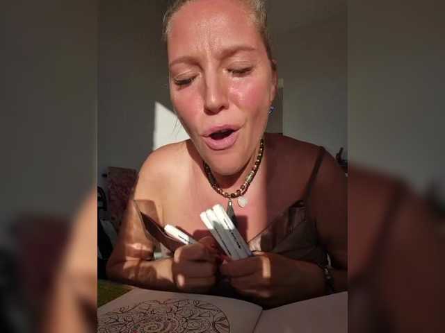 MoonKitten live cam on BongaCams
