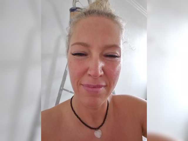 MoonKitten live webcam show