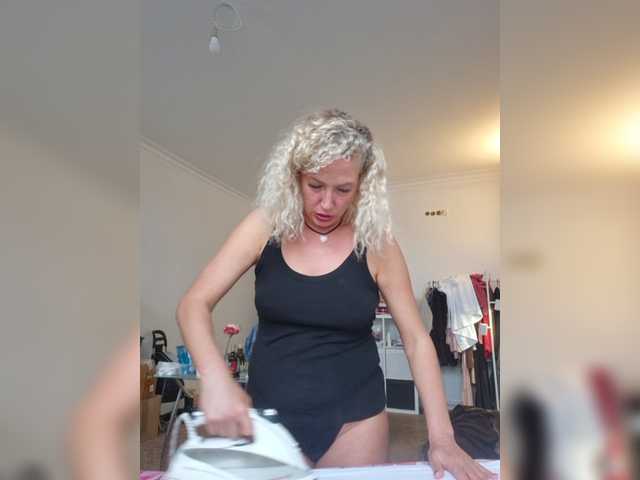 MoonKitten live cam on BongaCams