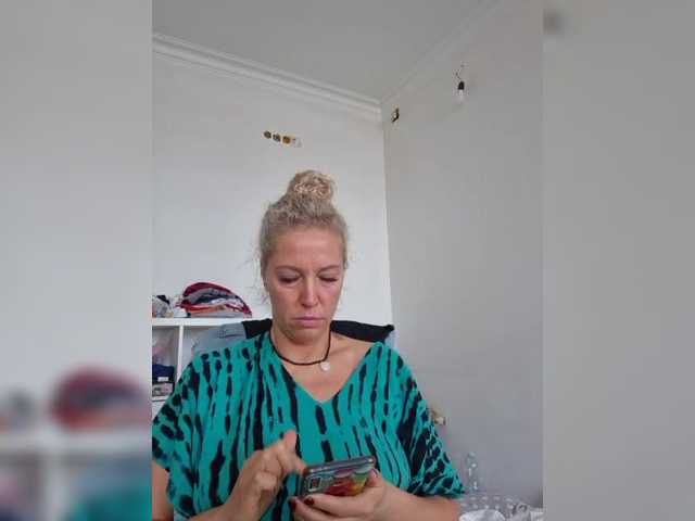 MoonKitten live cam on BongaCams
