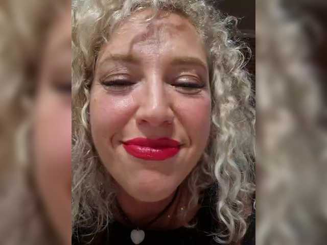 MoonKitten live webcam show