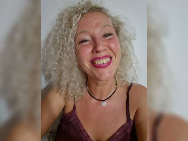 moonkitten online