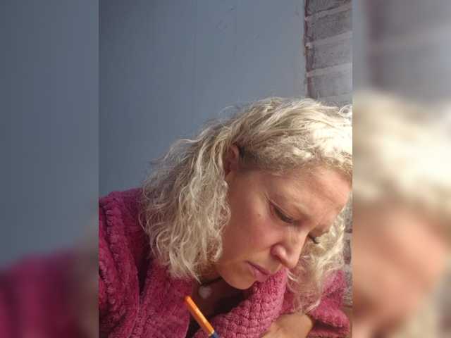MoonKitten live cam on BongaCams