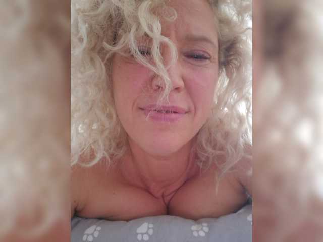 Live трансляция Markiza_Angelov - slutnetki.online