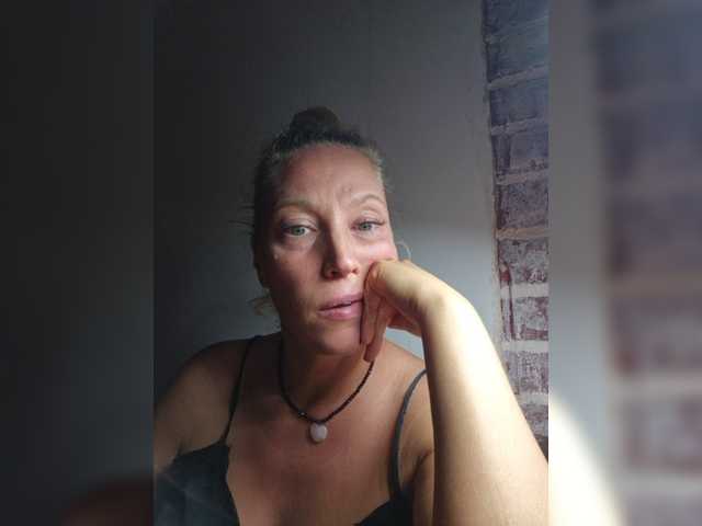 MoonKitten live cam on BongaCams