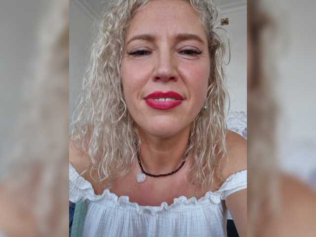 MoonKitten live webcam show