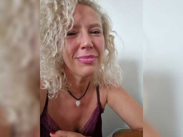 Live трансляция MoonKitten - slutnetki.online