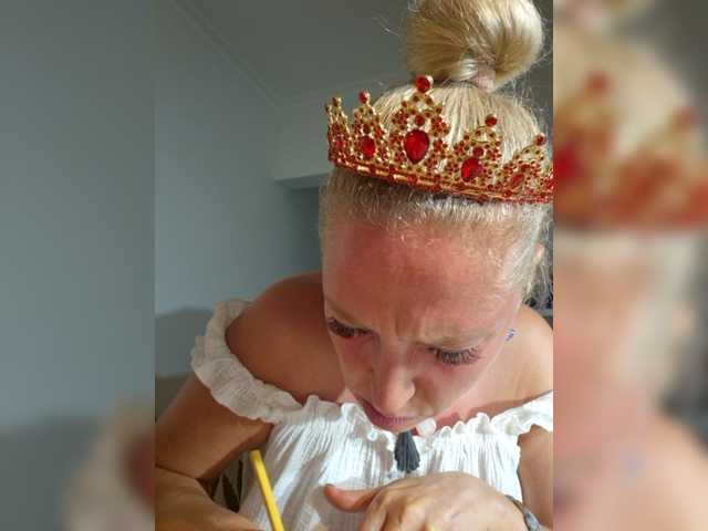 MoonKitten live cam on BongaCams