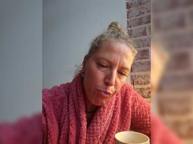 MoonKitten live cam on BongaCams