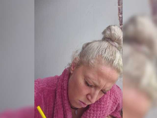 MoonKitten live cam on BongaCams