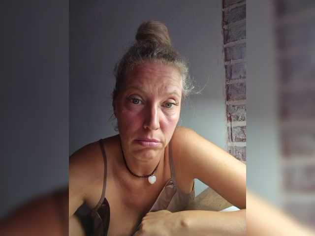 MoonKitten live cam on BongaCams