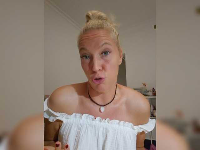 Markiza_Angelov live webcam show