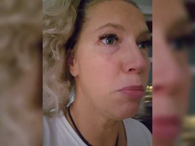 MoonKitten live cam on BongaCams