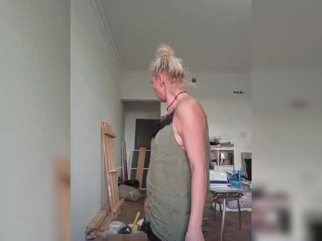 MoonKitten live webcam show