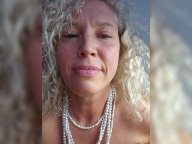 MoonKitten live cam on BongaCams