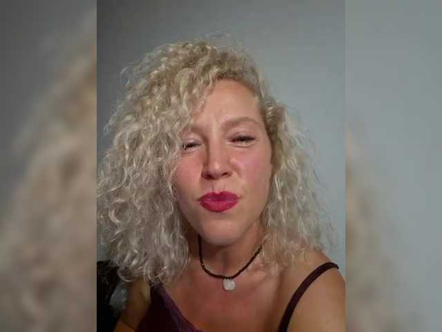 Live трансляция MoonKitten - slutnetki.online