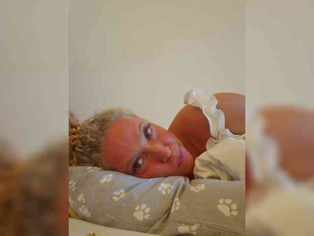 MoonKitten Live Webcam on BongaCams