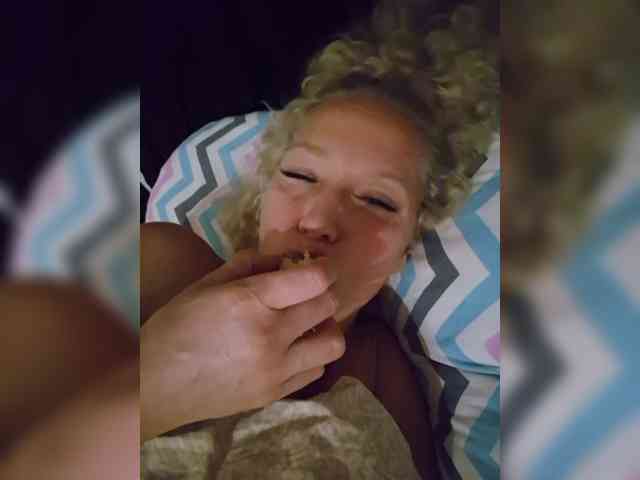 MoonKitten Sex Cam Show