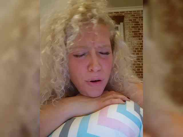 MoonKitten Live Webcam on BongaCams
