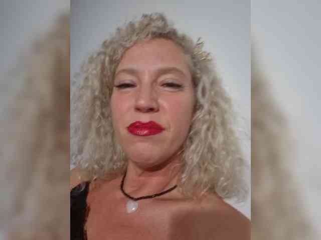 MoonKitten Sex Cam Show
