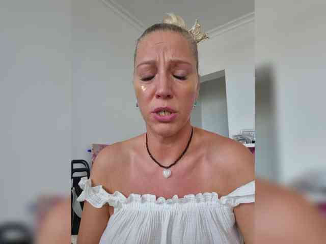 MoonKitten Live Webcam on BongaCams