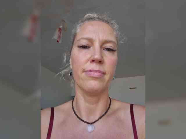 MoonKitten Sex Cam Show