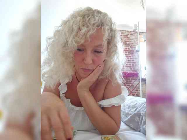 MoonKitten Live Webcam on BongaCams